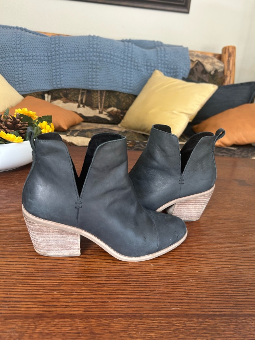 Toms Black Leather V-Cut Ankle Booties with Stacked Heel